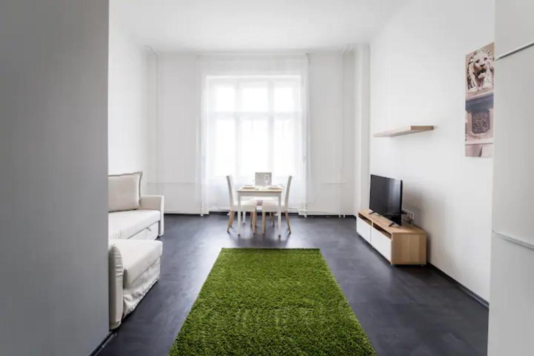 Hi-Bp Sunny Home Apartments In The Heart Of ブダペスト エクステリア 写真