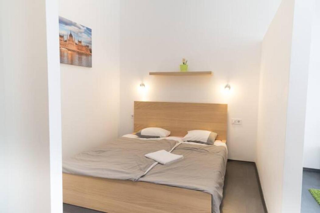 Hi-Bp Sunny Home Apartments In The Heart Of ブダペスト エクステリア 写真