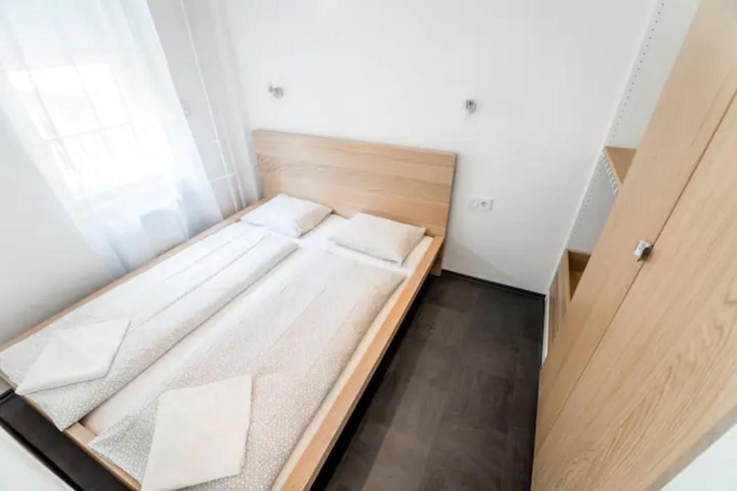 Hi-Bp Sunny Home Apartments In The Heart Of ブダペスト エクステリア 写真