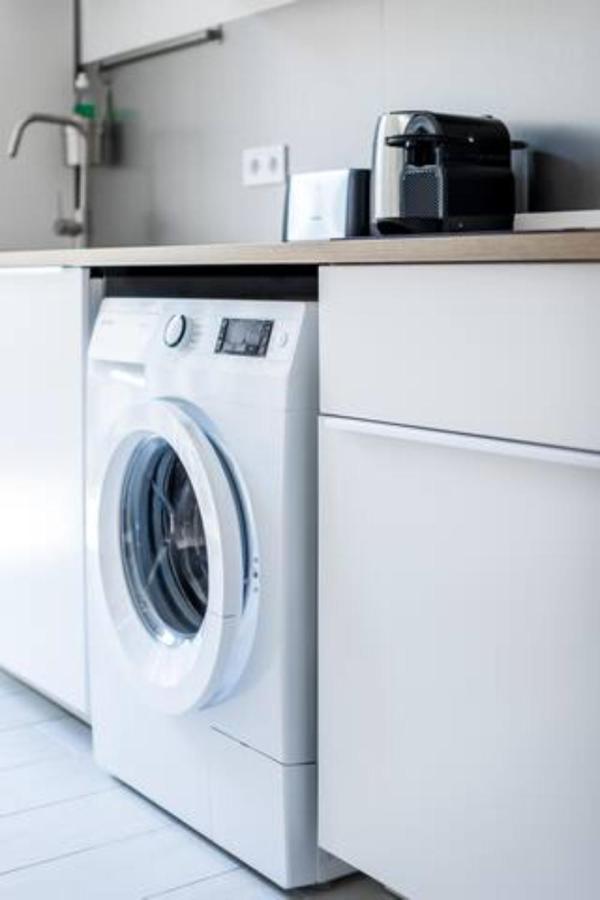 Hi-Bp Sunny Home Apartments In The Heart Of ブダペスト エクステリア 写真
