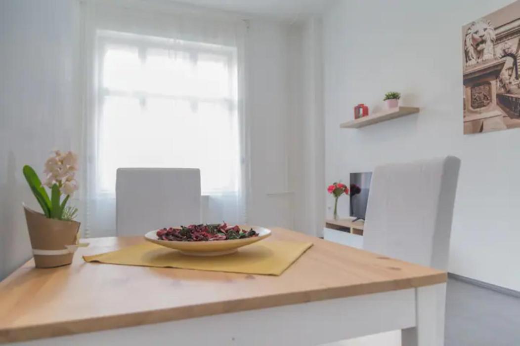 Hi-Bp Sunny Home Apartments In The Heart Of ブダペスト エクステリア 写真